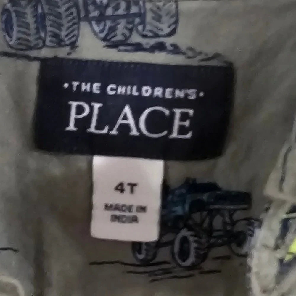 The Childrens Place Boys Monster Truck Button Down Shirt Sage Green 4T Short Sl